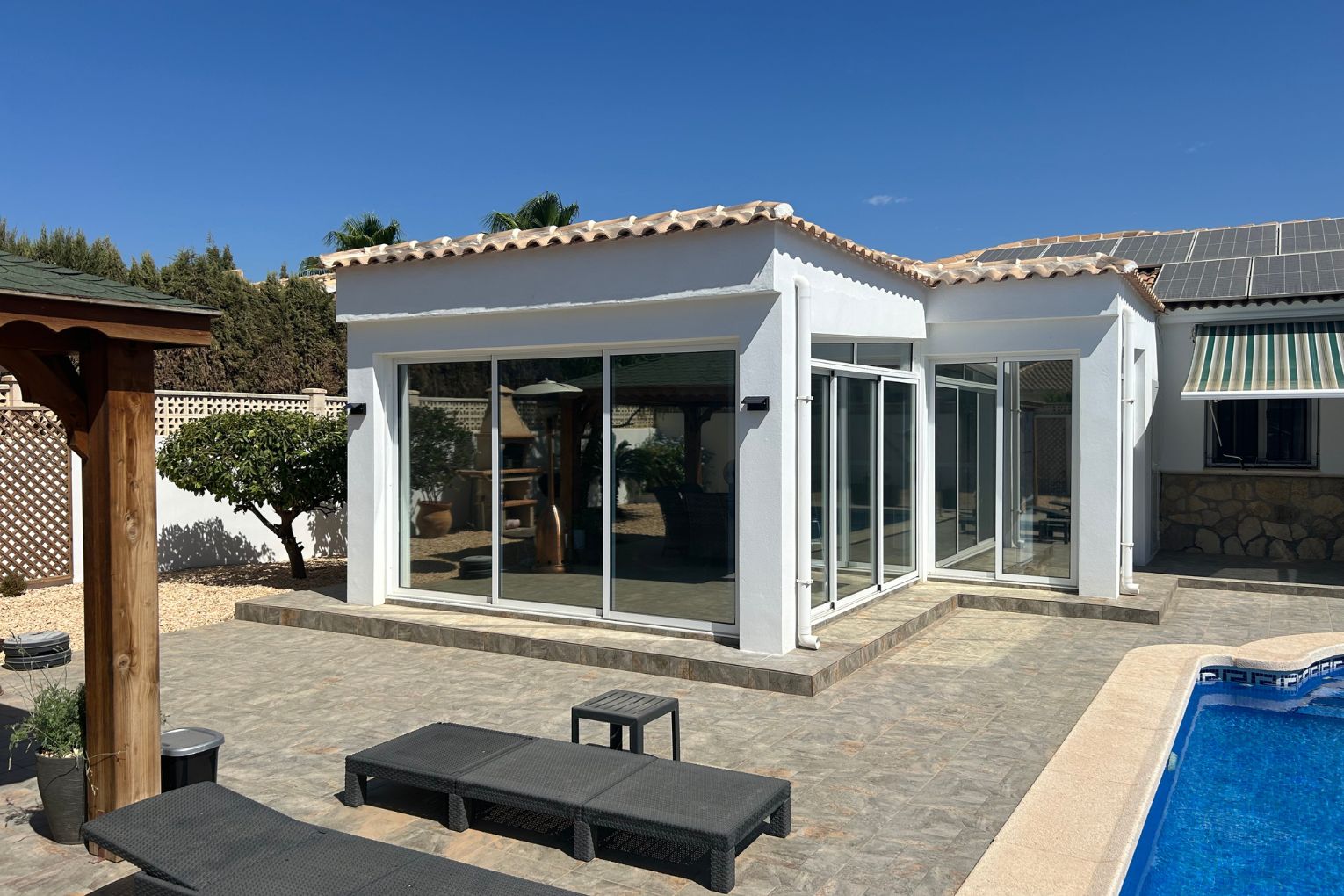 Silver 20 solar window film in Arboleas, Murcia