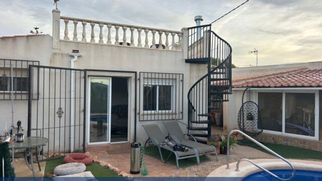 Titanium window film installation in Fuente Alamo, Murcia